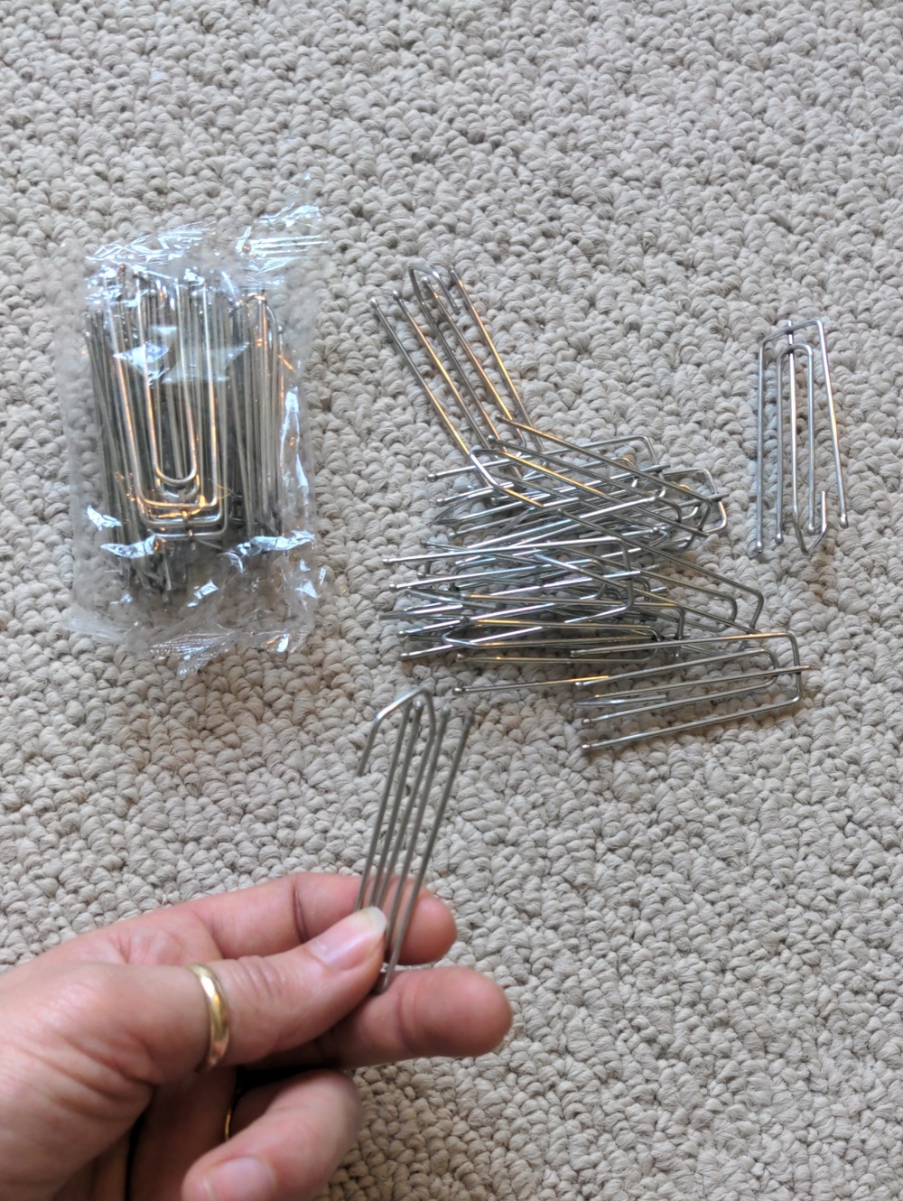 Set of 24 Pinch Pleat Curtain Hooks